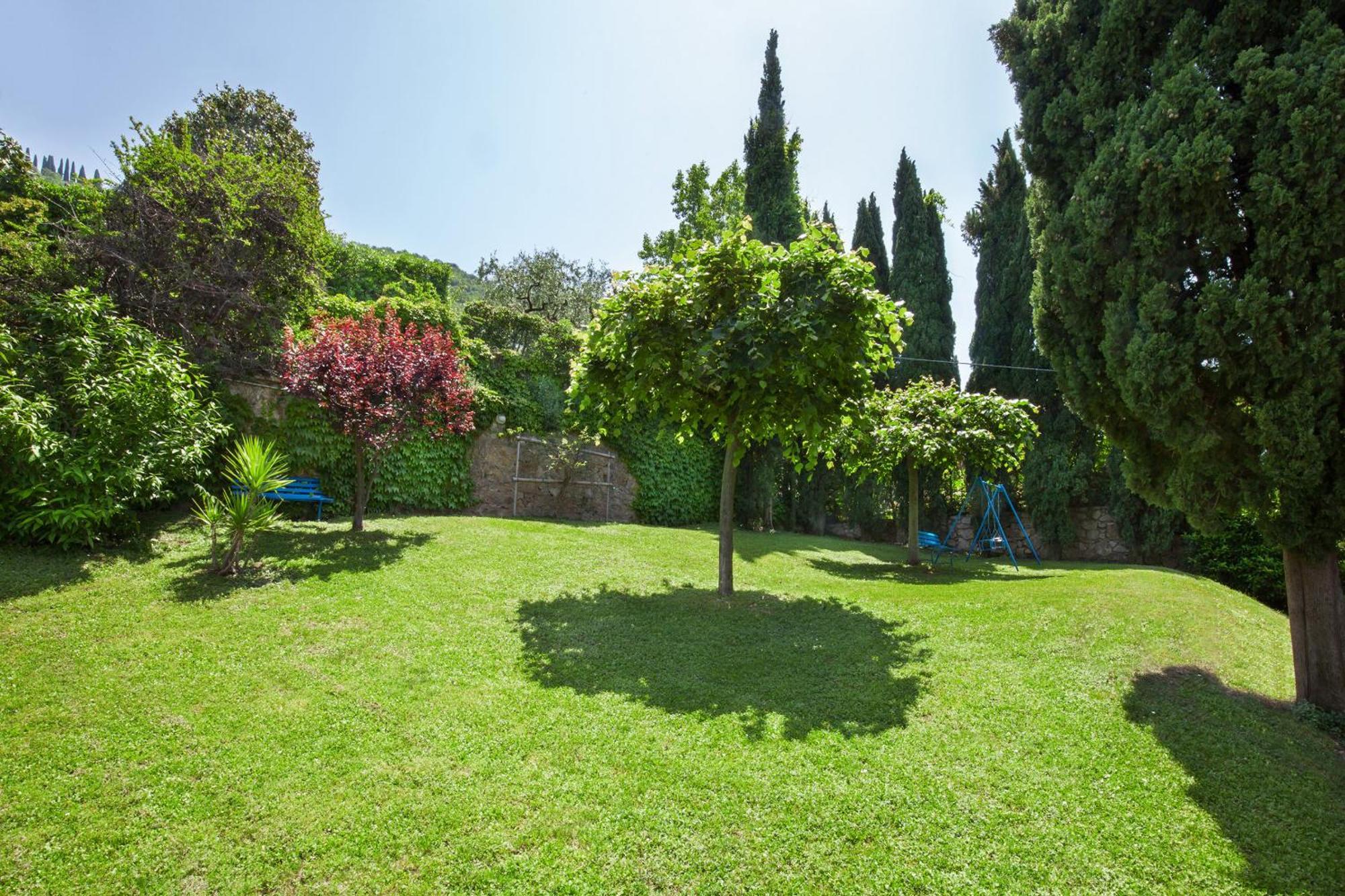 Leonardo Walsh Apartment With Lake View Torri Del Benaco Εξωτερικό φωτογραφία